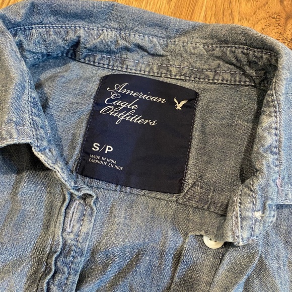 American Eagle Button-Up Denim Shirt - Picture 2 of 4